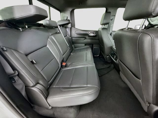 Used 2024 Chevrolet Silverado 1500 LTZ w/ LTZ Premium Package AWD/4WD image 29