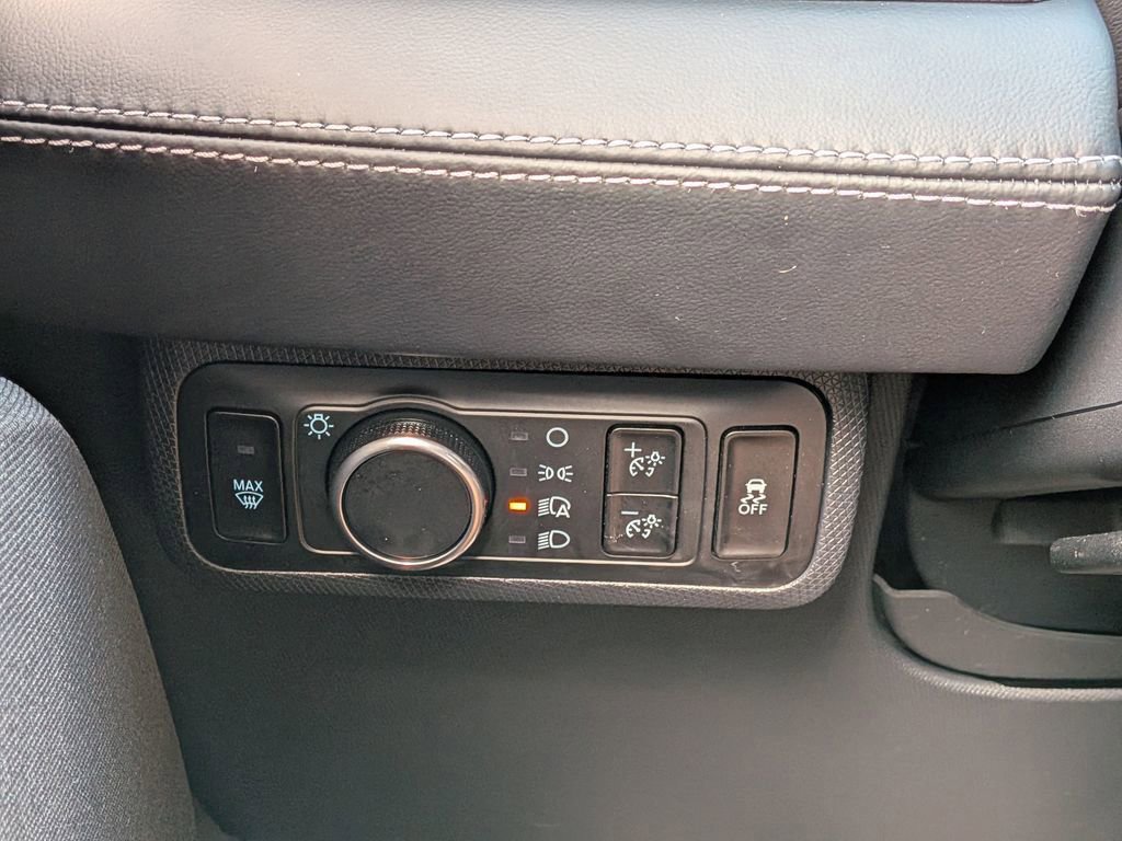 Used 2024 Ford Mustang Mach-E Select RWD image 25