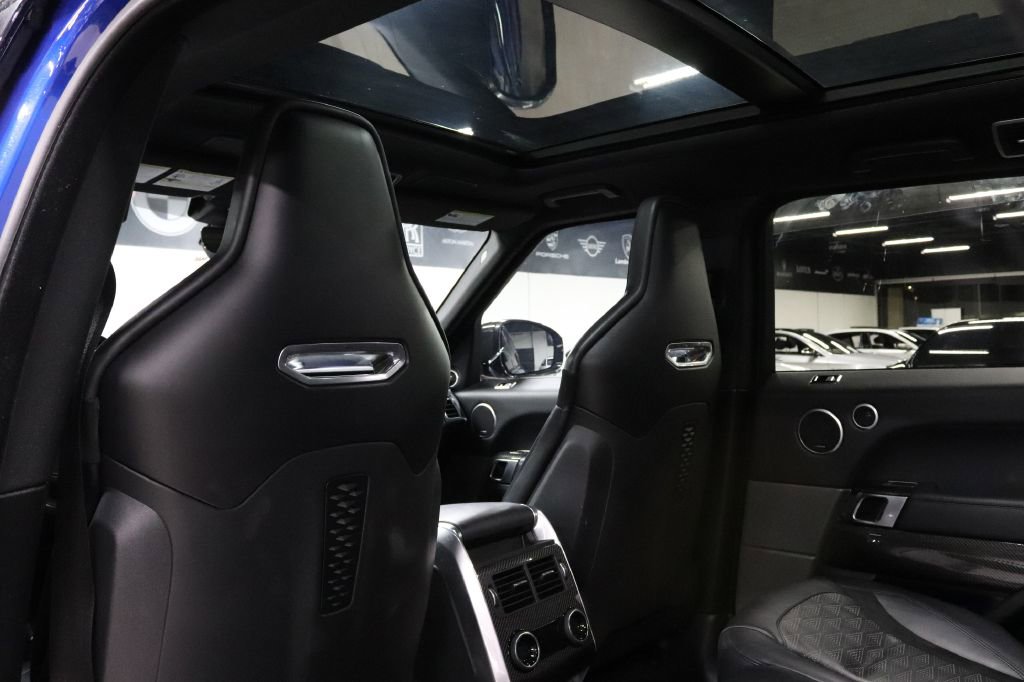 Used 2020 Land Rover Range Rover Sport SVR image 17