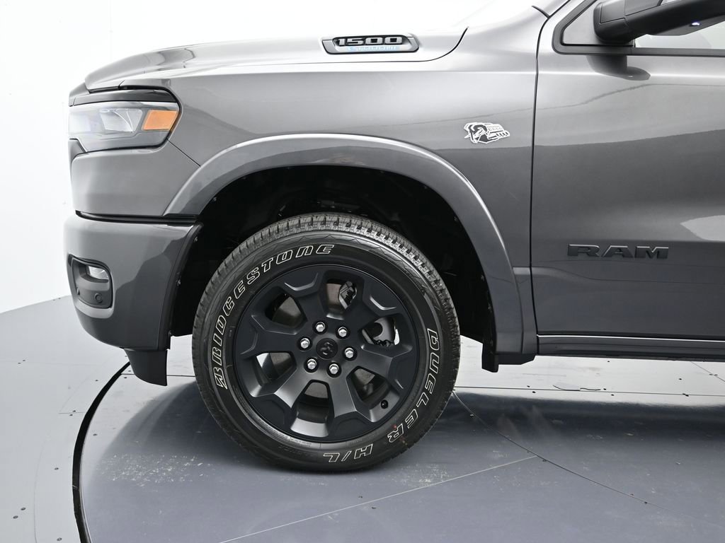 New 2026 RAM 1500 4x4 Crew Cab image 10