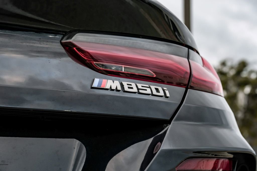 Used 2022 BMW M850i xDrive Coupe w/ Driving Assistance Package image 55