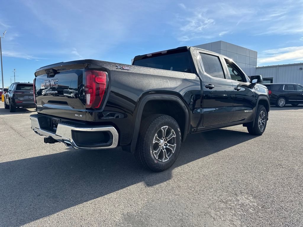 New 2026 GMC Sierra 1500 SLE image 7