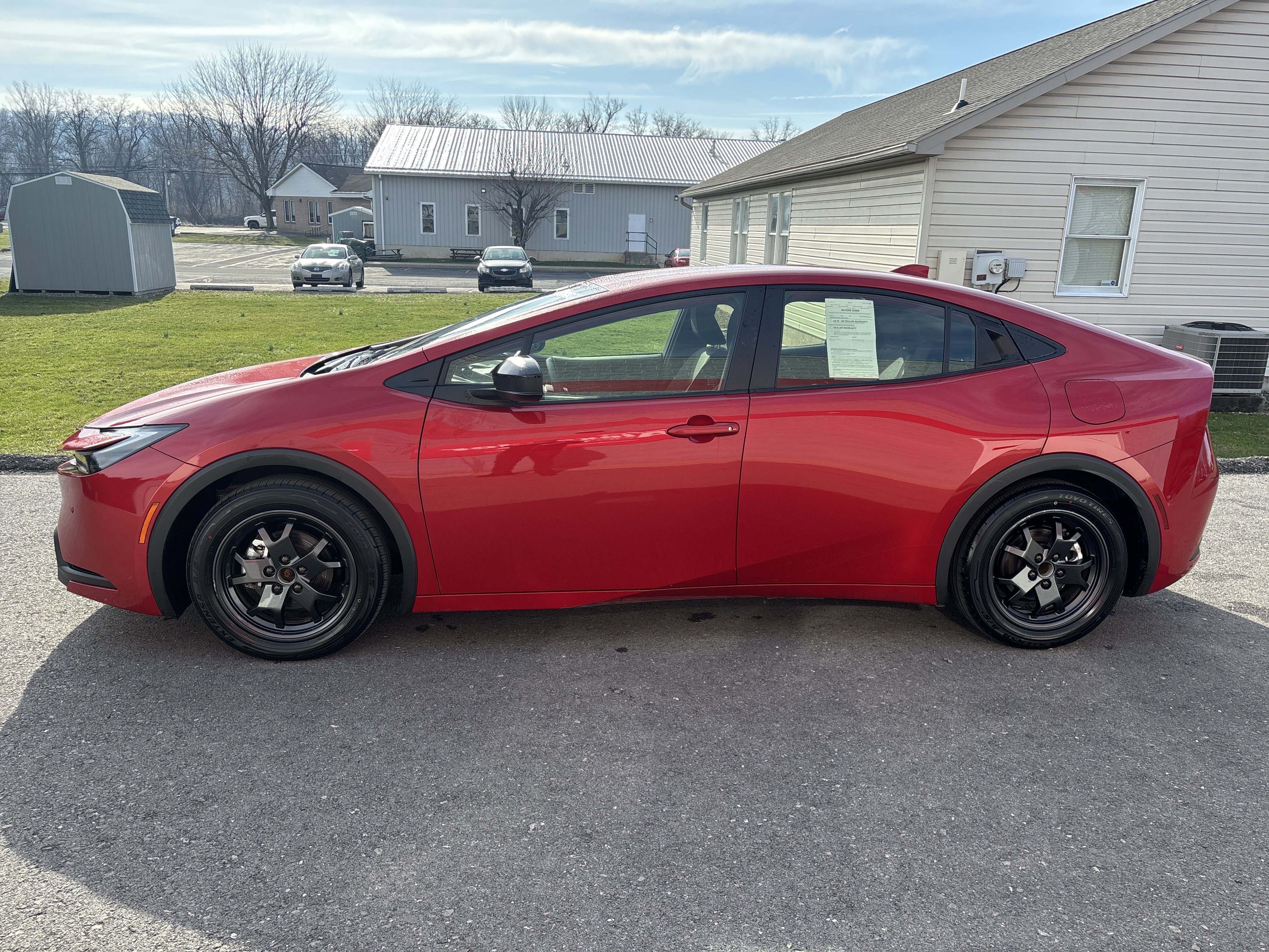 Used 2025 Toyota Prius LE image 7