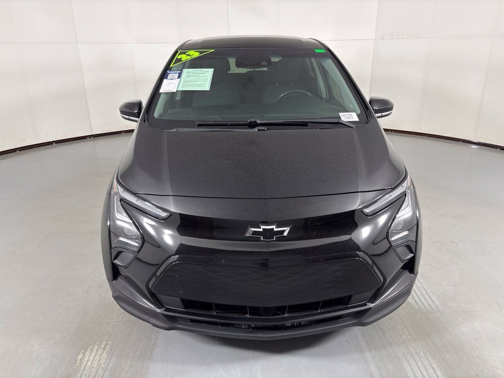 Used 2023 Chevrolet Bolt LT FWD image 3