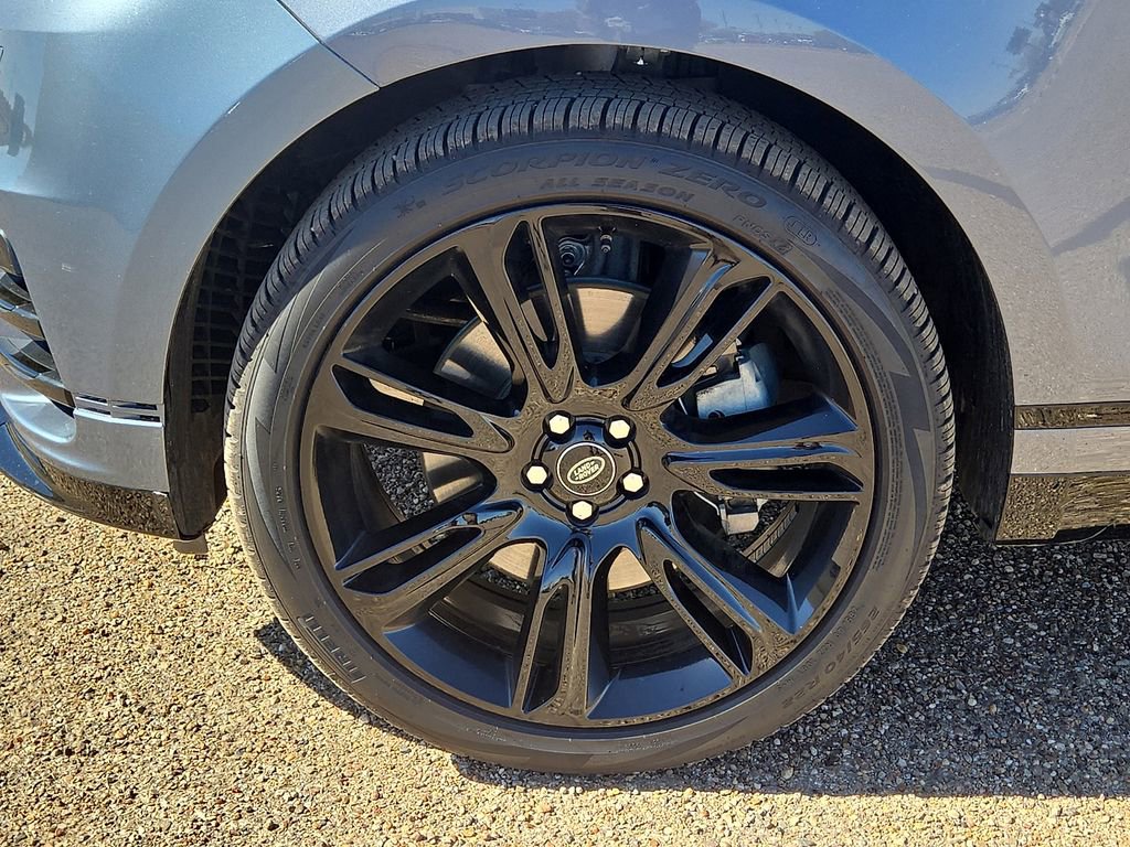 Used 2023 Land Rover Range Rover Velar R-Dynamic S image 10