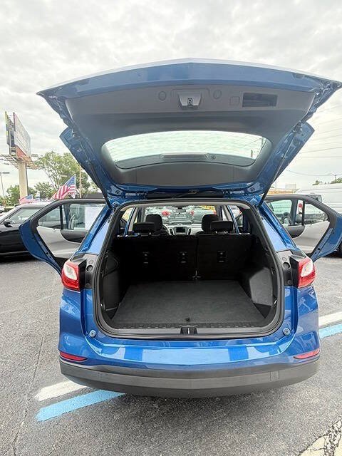 Used 2019 Chevrolet Equinox LS FWD image 16