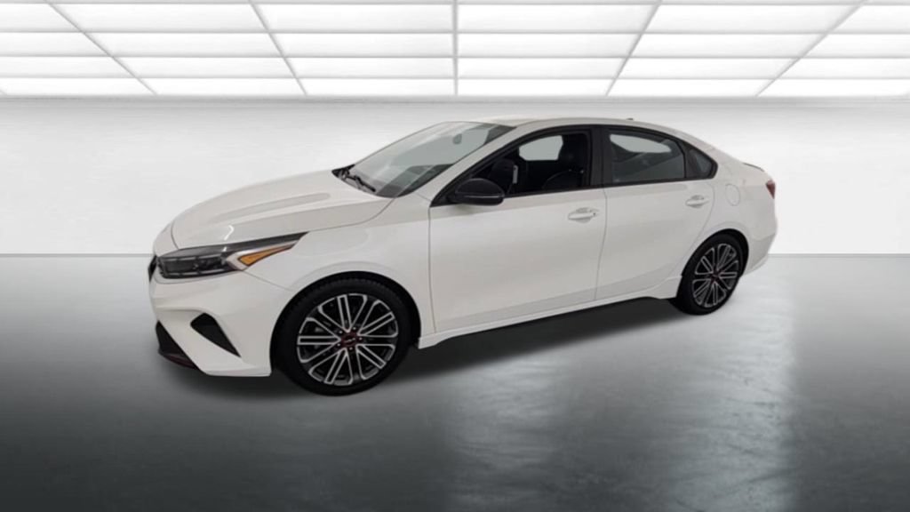 Used 2023 Kia Forte GT FWD image 3