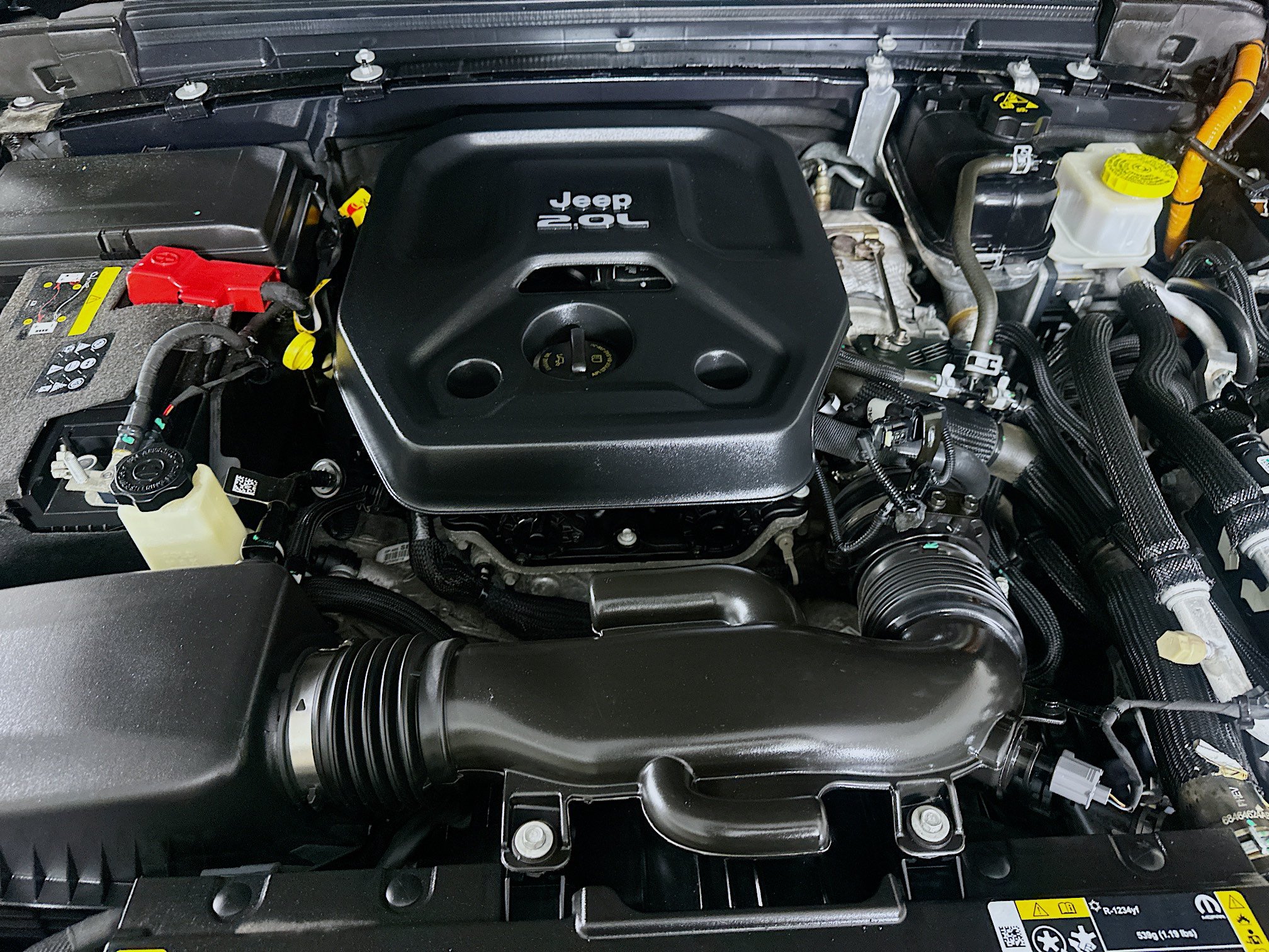 Used 2023 Jeep Wrangler Unlimited Sahara AWD/4WD image 31
