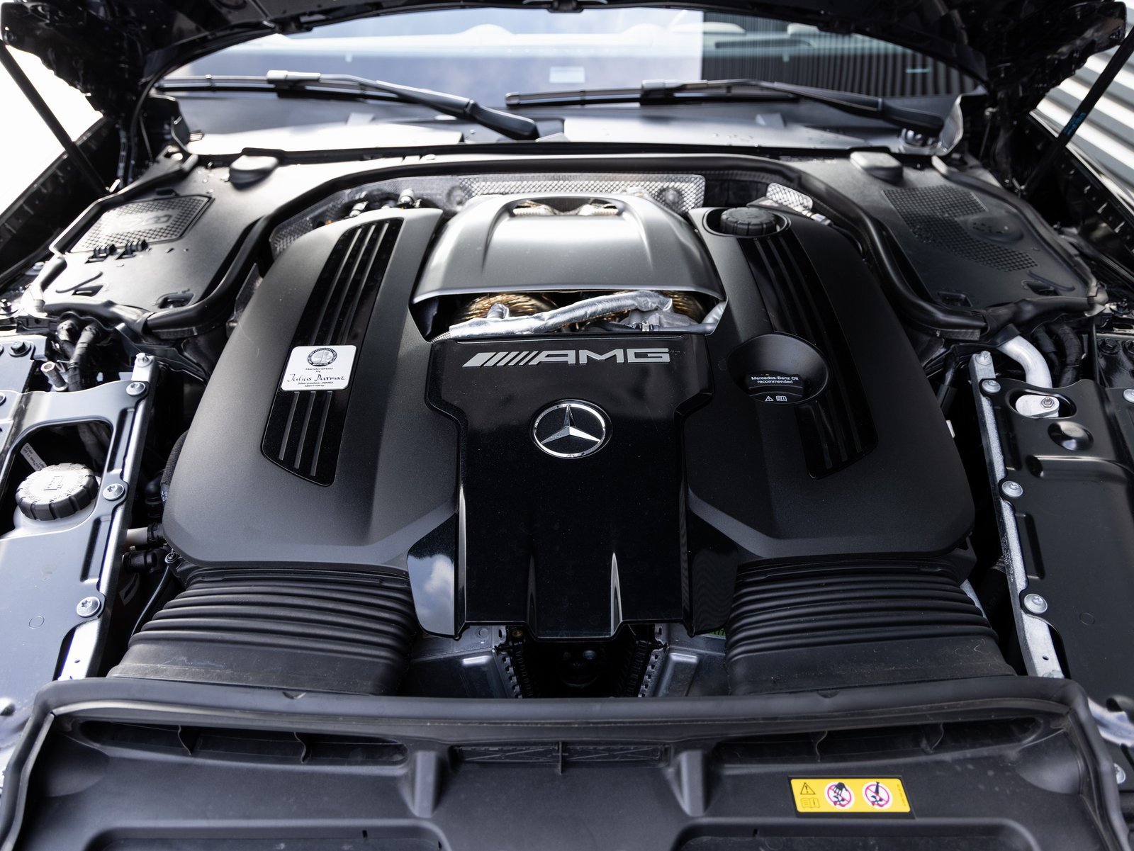 Used 2022 Mercedes-Benz SL 63 AMG 4MATIC image 28