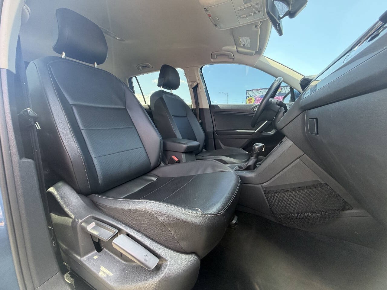 Used 2020 Volkswagen Tiguan SE FWD image 30