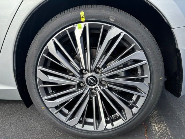 New 2025 Nissan Altima 2.5 SL FWD image 7