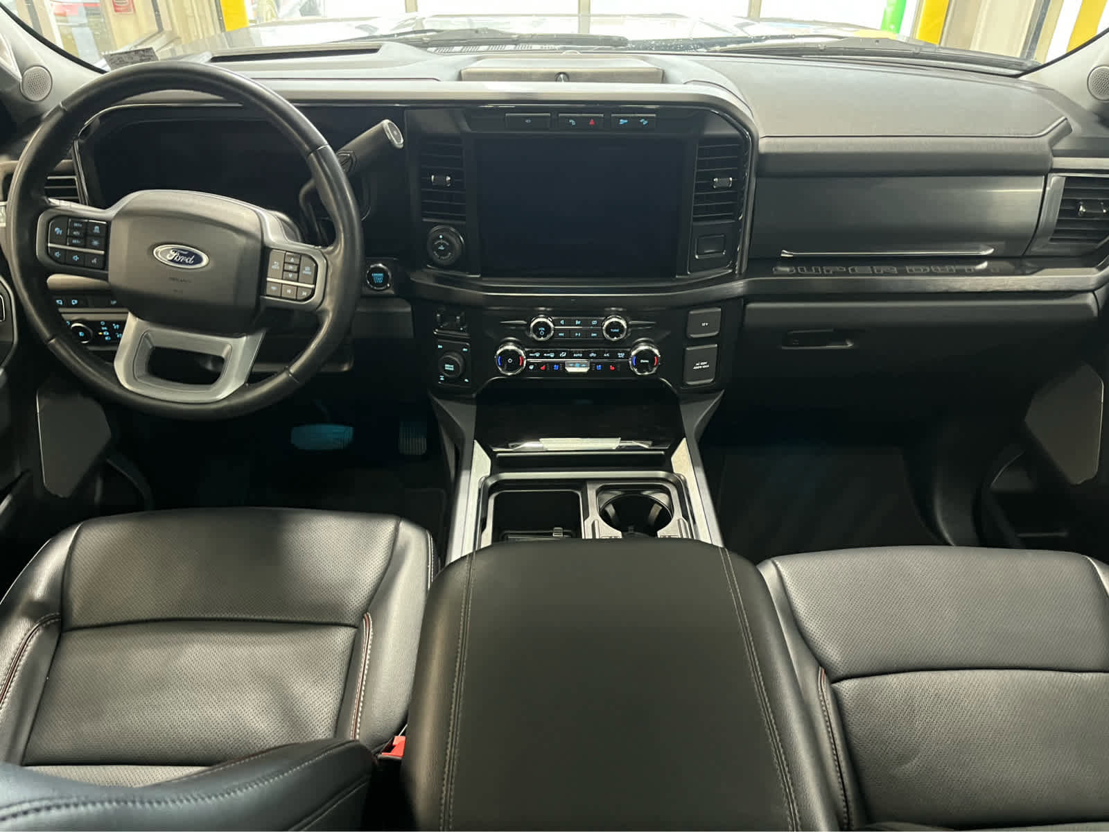 Used 2024 Ford F250 Lariat w/ Lariat Ultimate Package image 10