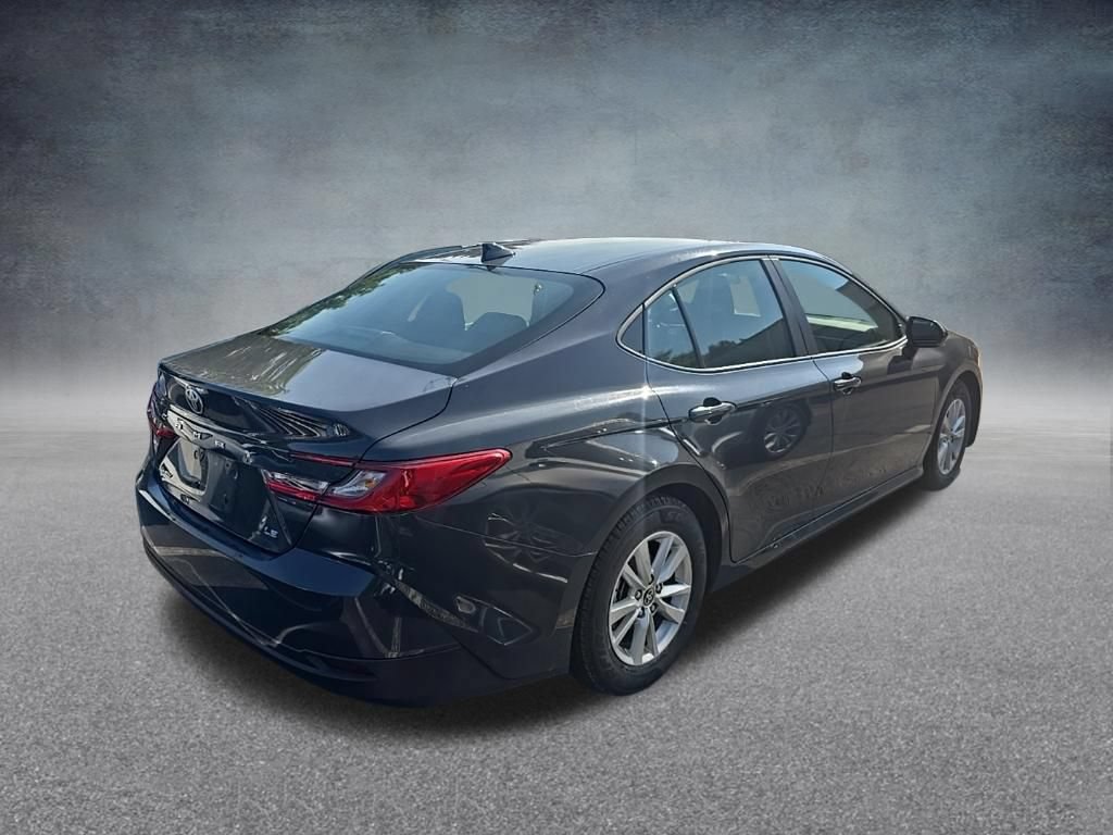 Used 2025 Toyota Camry LE FWD image 8