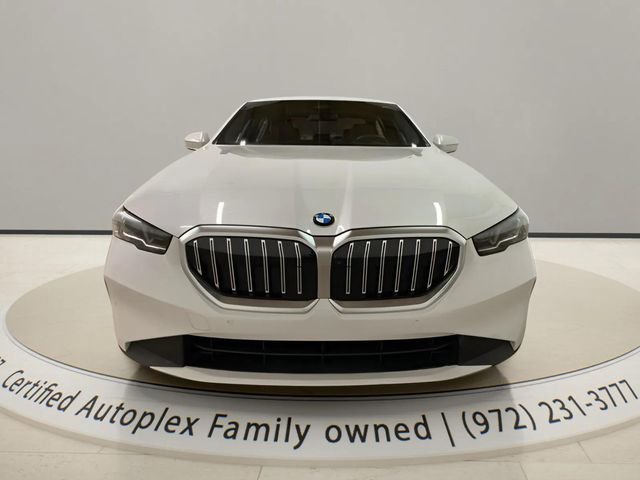 Used 2025 BMW 530i RWD image 8