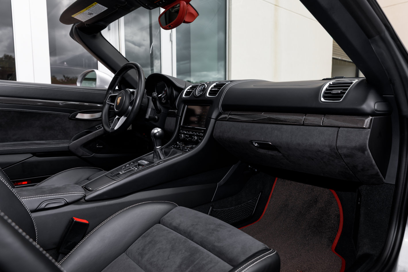 Used 2016 Porsche Boxster Spyder RWD image 41