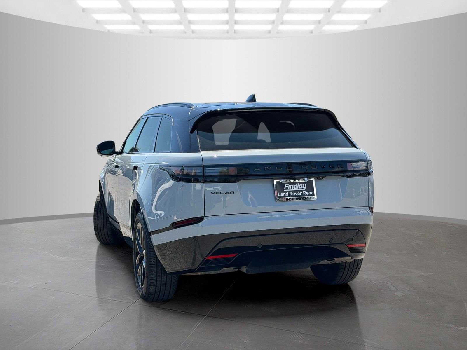 Used 2026 Land Rover Range Rover Velar Dynamic SE image 7