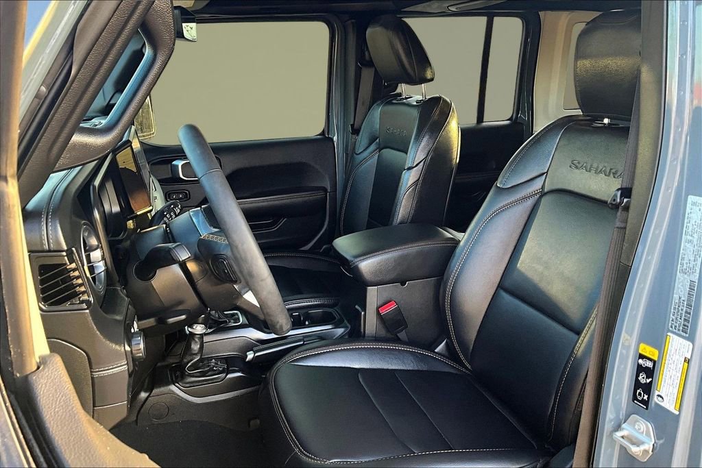 Used 2024 Jeep Wrangler Sahara w/ Technology Group image 27