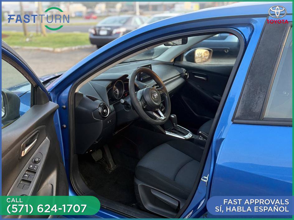 Used 2019 Toyota Yaris LE FWD image 13