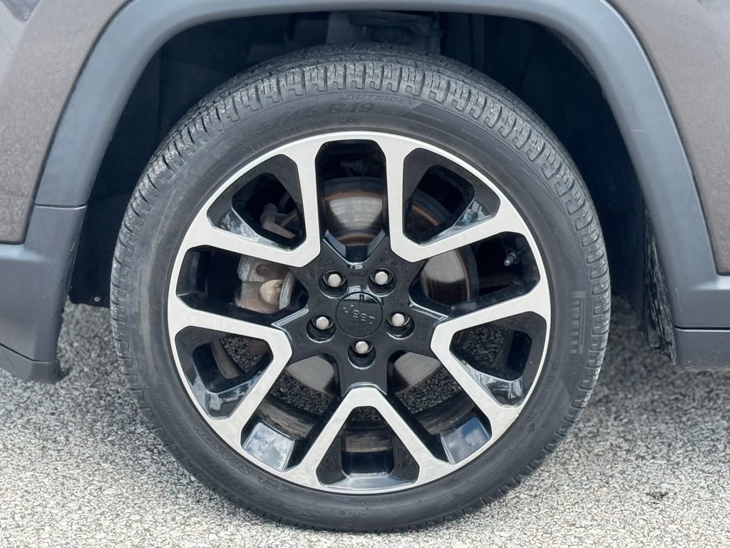 Used 2018 Jeep Compass Limited w/ Navigation Group FWD image 37