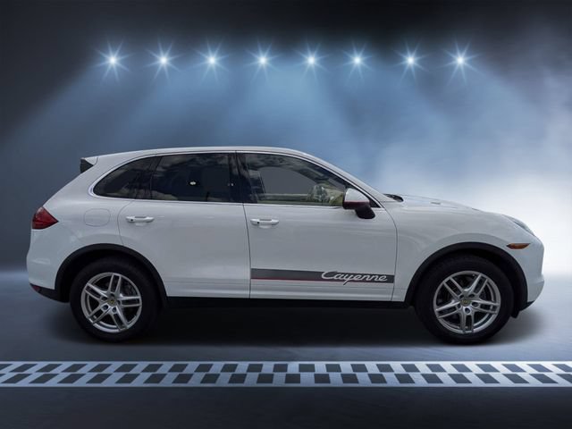 Used 2014 Porsche Cayenne AWD/4WD image 2