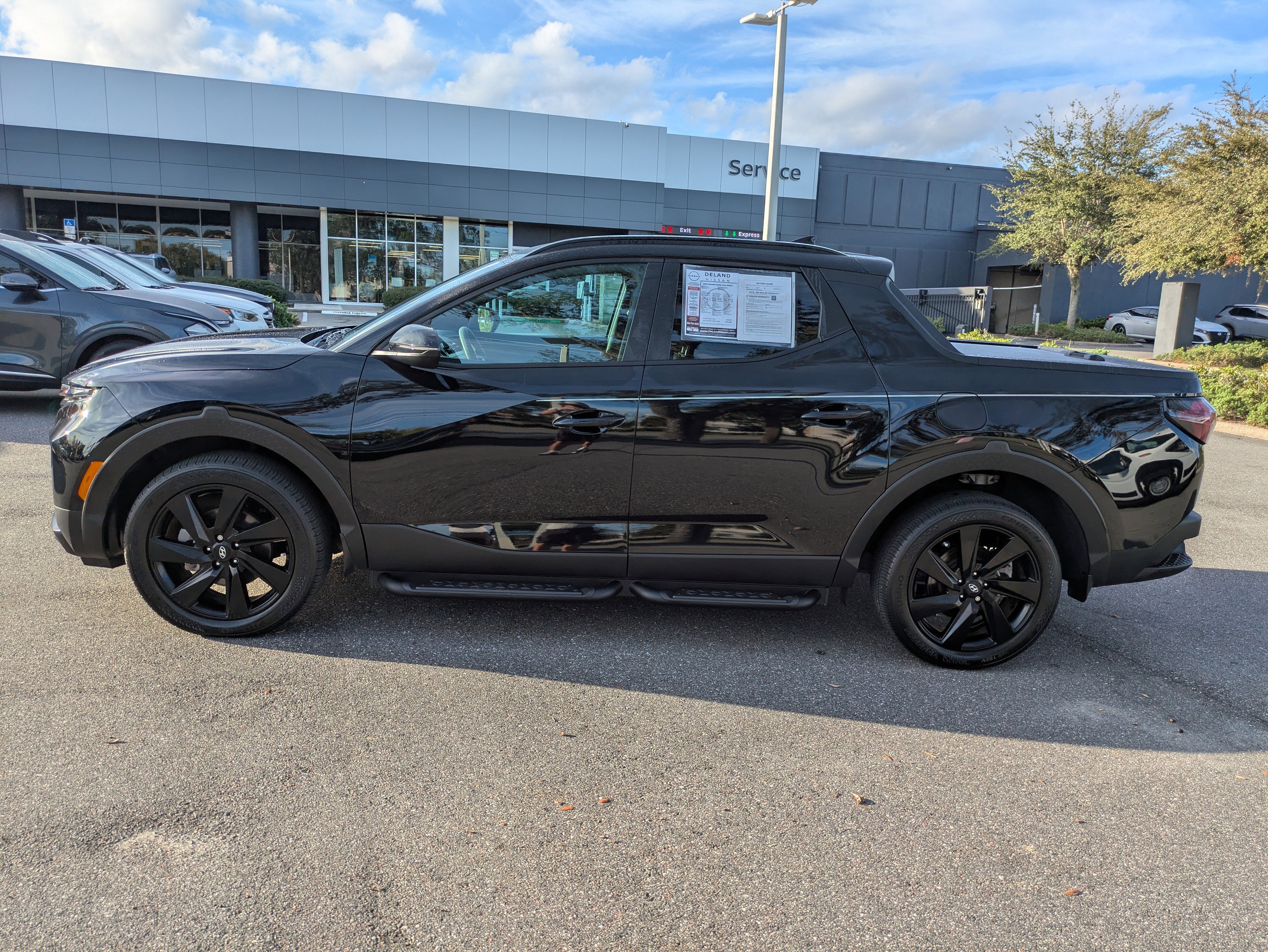 Used 2024 Hyundai Santa Cruz Night image 7