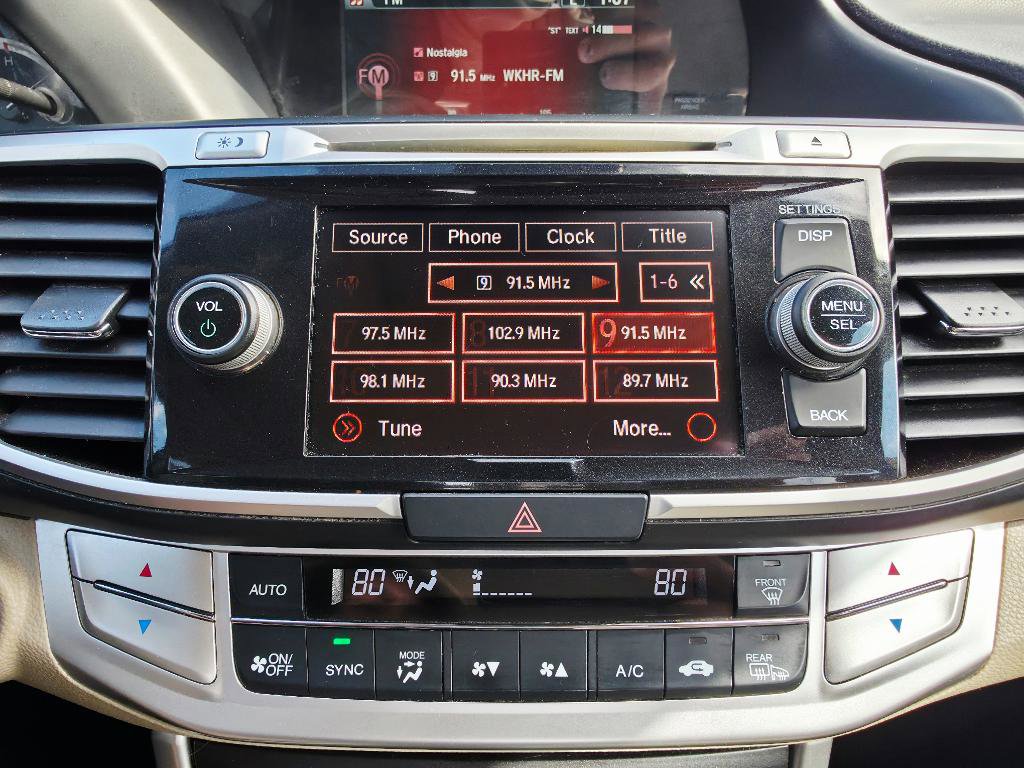 Used 2015 Honda Accord EX-L image 29