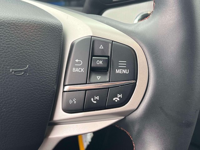 Used 2026 Ford Explorer Active AWD/4WD image 28