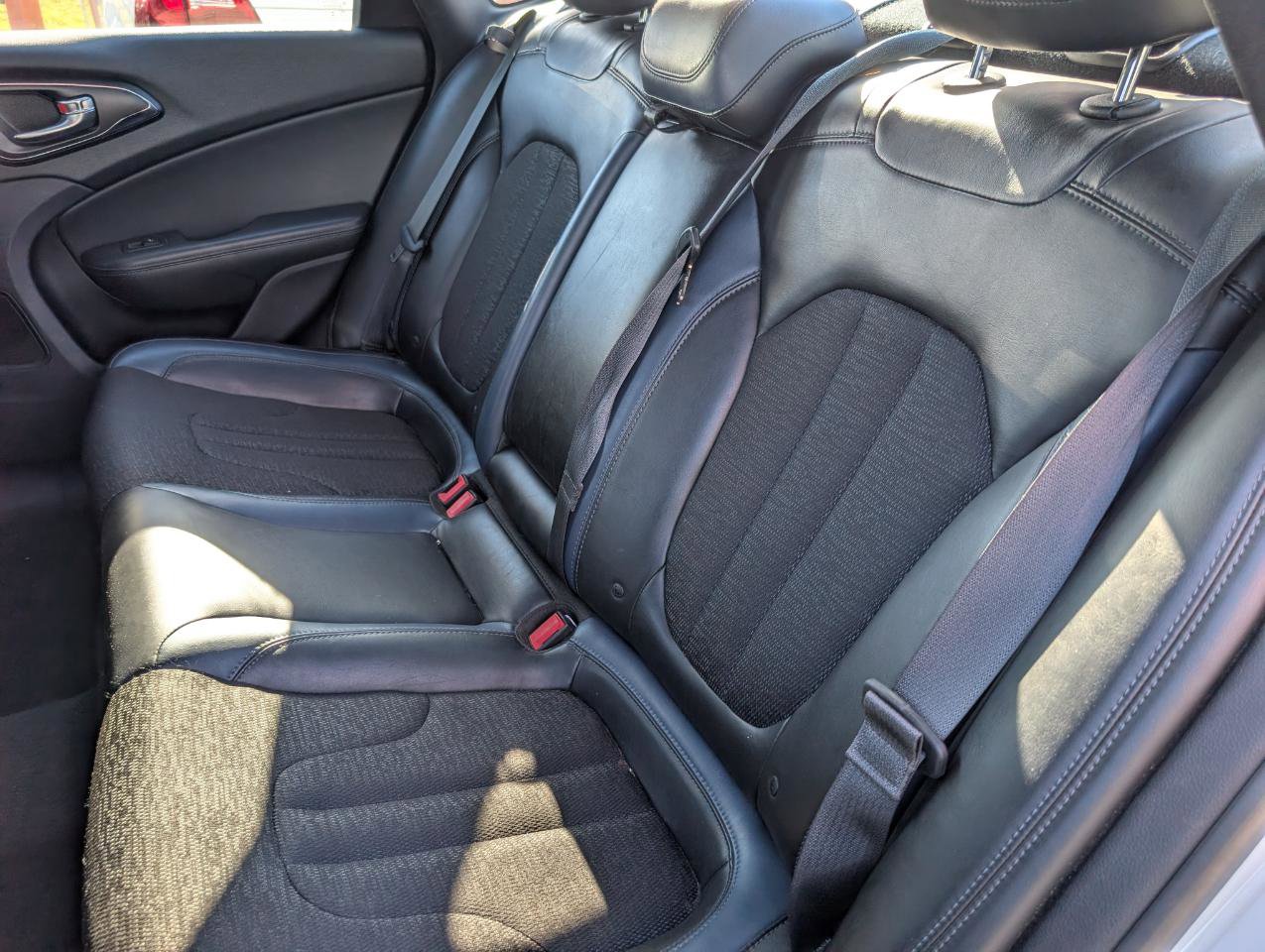 Used 2015 Chrysler 200 S w/ Navigation & Sound Group I image 34