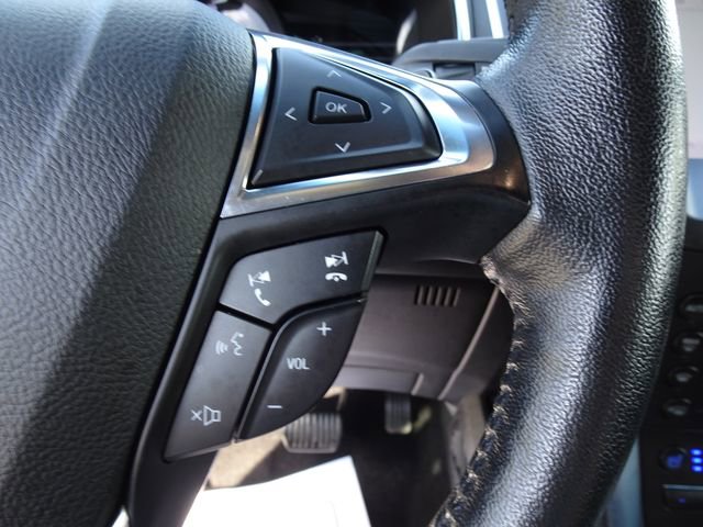 Used 2020 Ford Edge Titanium w/ Equipment Group 301A AWD/4WD image 28