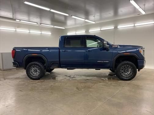 Used 2022 GMC Sierra 2500 AT4 w/ Gooseneck/5TH Wheel Package AWD/4WD image 14
