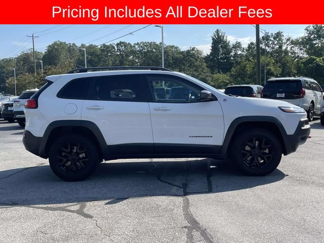 Used 2017 Jeep Cherokee Trailhawk AWD/4WD image 6
