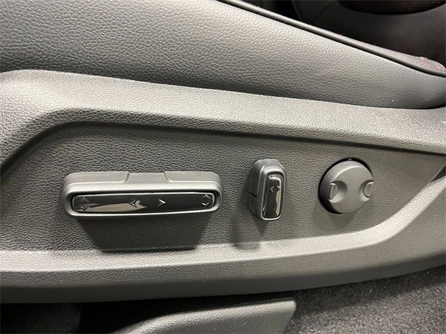 New 2025 Honda Pilot Black Edition image 10