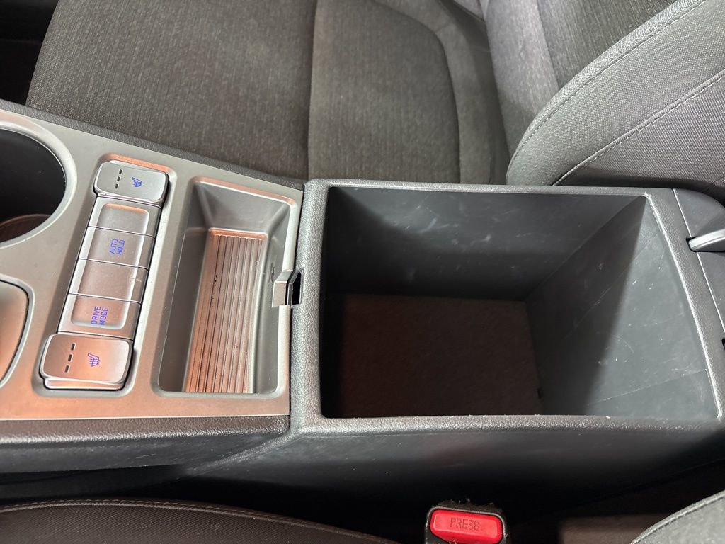 Used 2023 Hyundai Kona SE w/ Cargo Package image 40