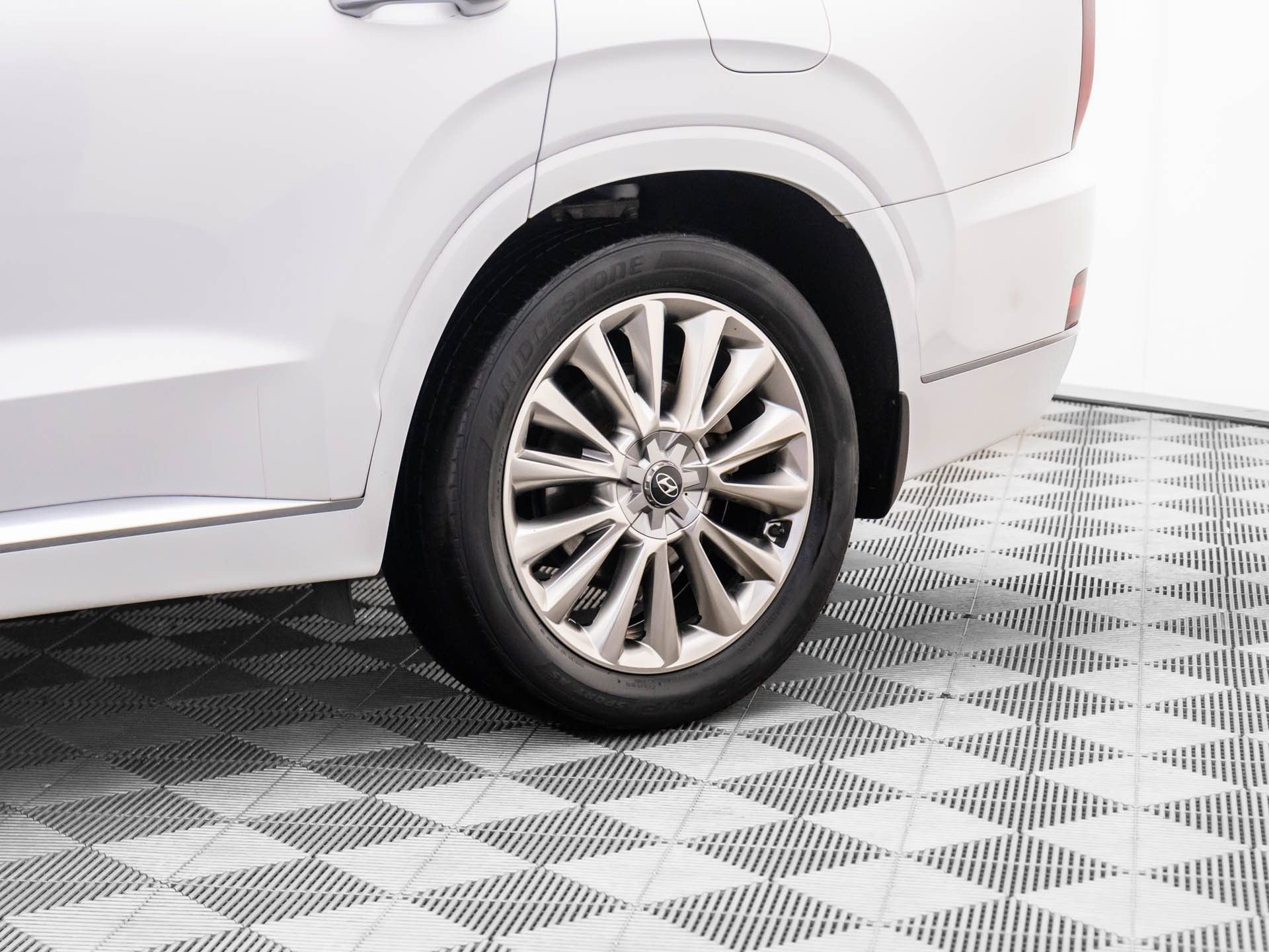 Used 2020 Hyundai Palisade Limited image 35