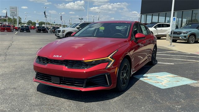 New 2025 Kia K5 LXS image 48