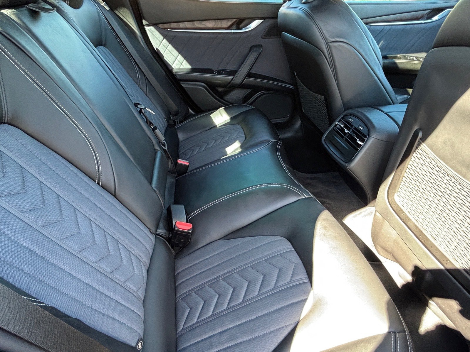 Used 2021 Maserati Ghibli S GranLusso RWD image 29