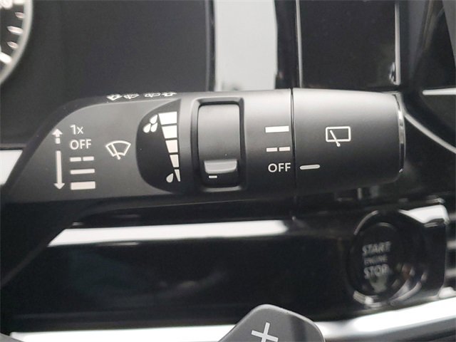 New 2025 Nissan Pathfinder SL image 14