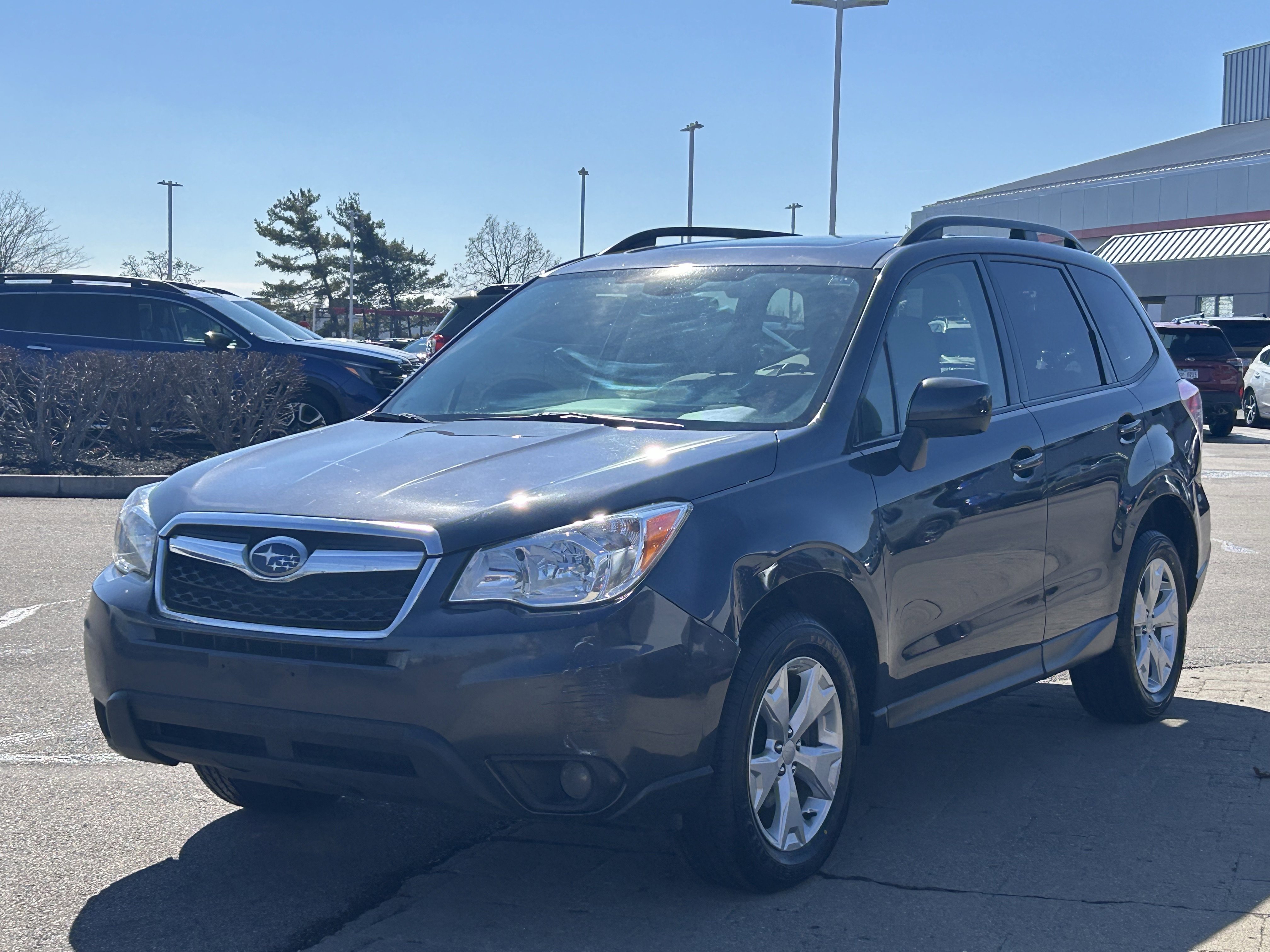 Used 2016 Subaru Forester 2.5i Premium image 3