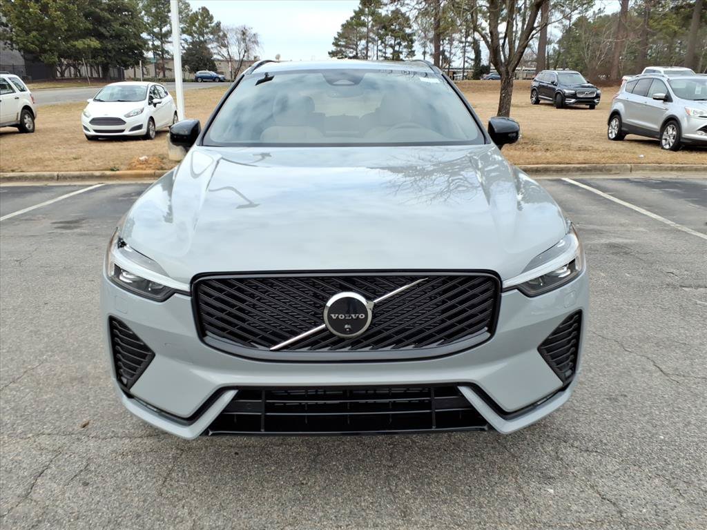 New 2026 Volvo XC60 B5 Plus w/ Protection Package Premier AWD/4WD image 10