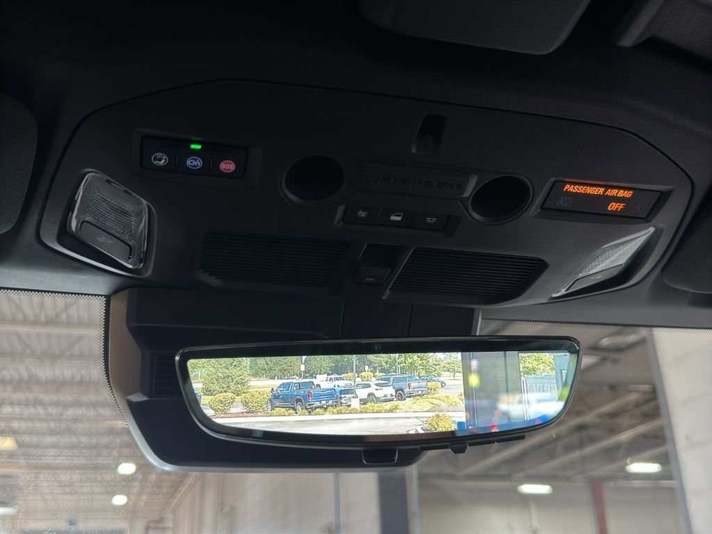 New 2025 GMC Hummer EV 2X w/ LPO, Sport Package image 39