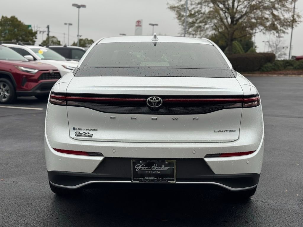 Certified 2025 Toyota Crown Limited image 10