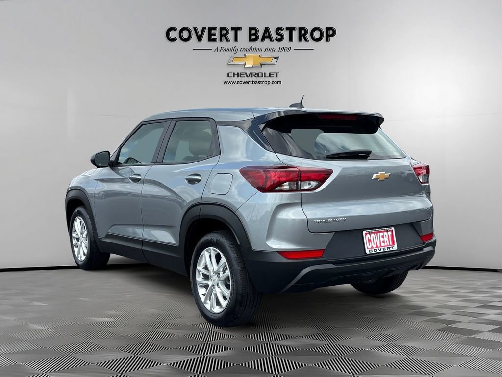 Used 2025 Chevrolet TrailBlazer LS image 4