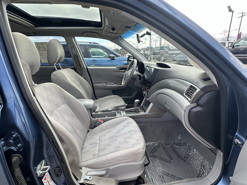 Used 2010 Subaru Forester 2.5X Premium AWD/4WD image 7
