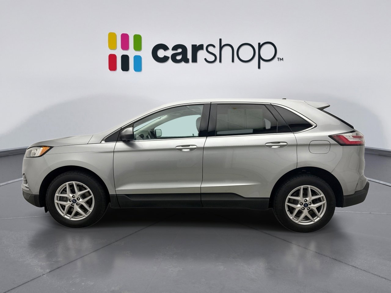 Used 2022 Ford Edge SEL w/ Convenience Package AWD/4WD image 2