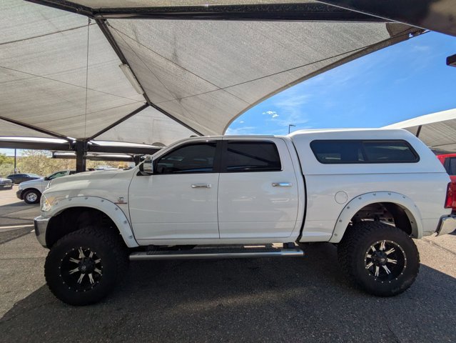 Used 2017 RAM 2500 SLT image 8