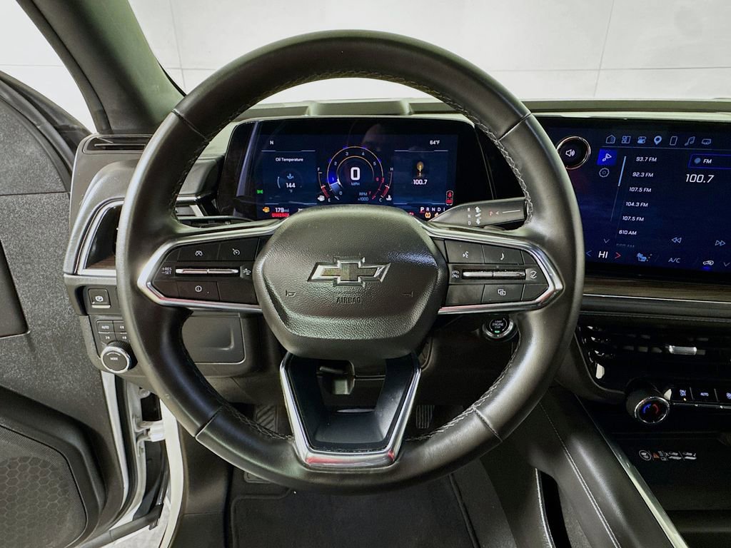 Certified 2025 Chevrolet Suburban Z71 AWD/4WD image 9