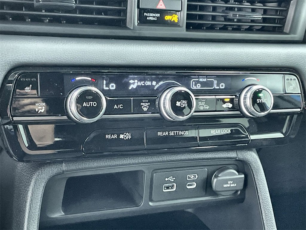 New 2025 Honda Pilot TrailSport image 28