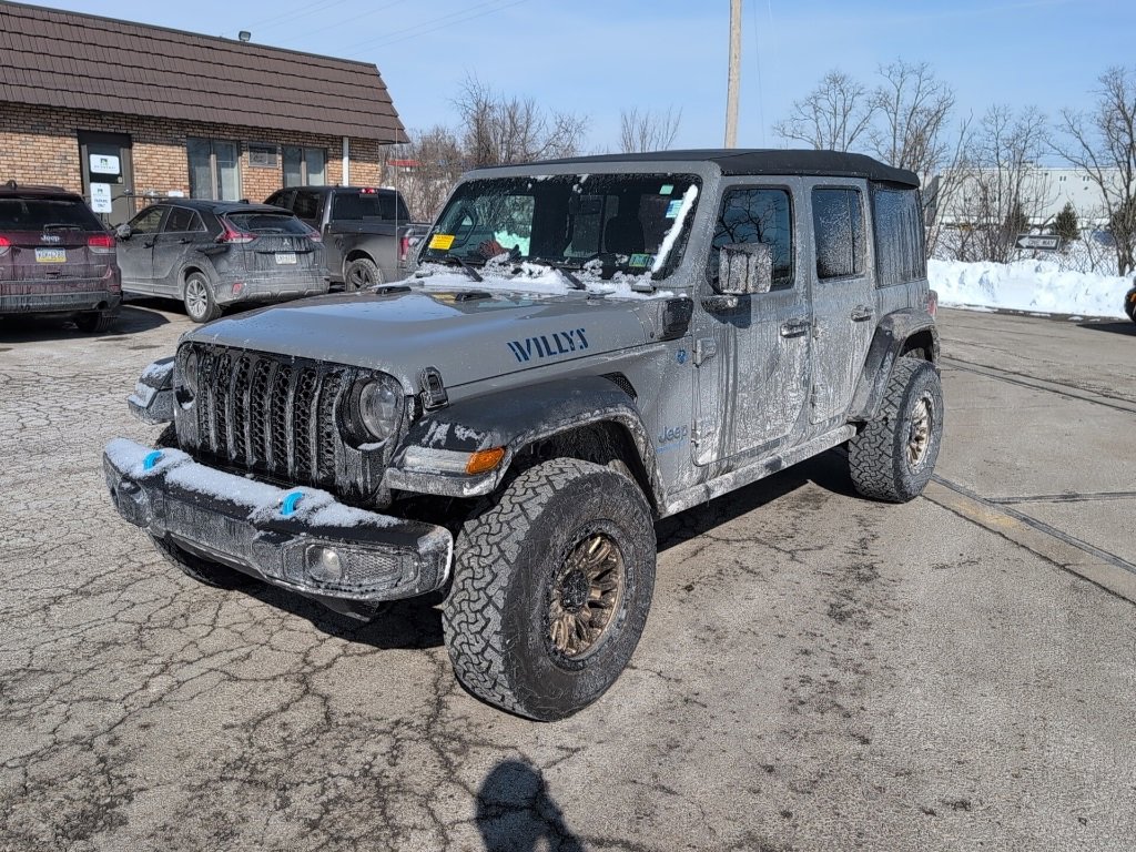 Used 2023 Jeep Wrangler Unlimited w/ Cold Weather Group image 3