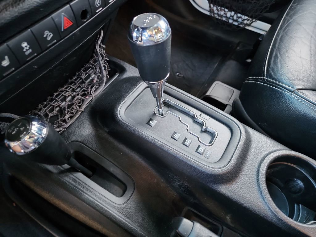 Used 2013 Jeep Wrangler Rubicon w/ PWR Convenience Group image 28