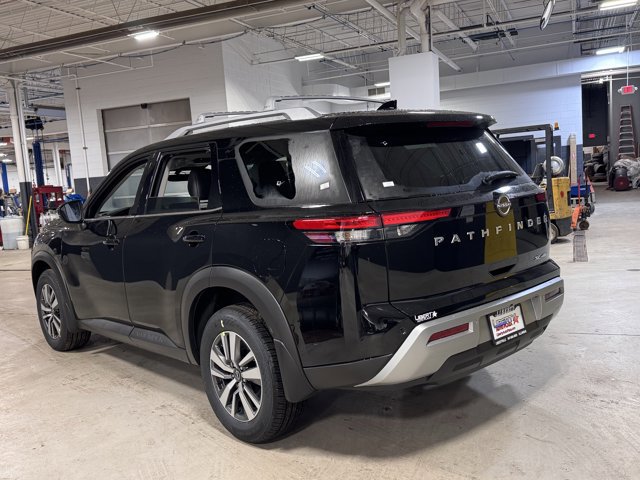 New 2025 Nissan Pathfinder SL image 18